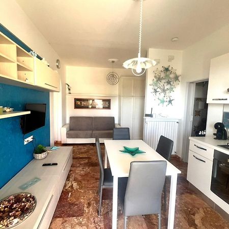 Apartment Aurora & Nicole Ideal Per Biker Con Terazza Vista Mare Parcheggio E Wi-Fi Gratuiti Пьетра-Лигуре Экстерьер фото